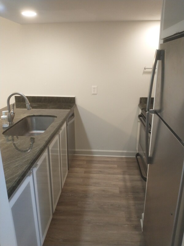 8802 Ilona Ln, Houston, TX 77025 - photo 3