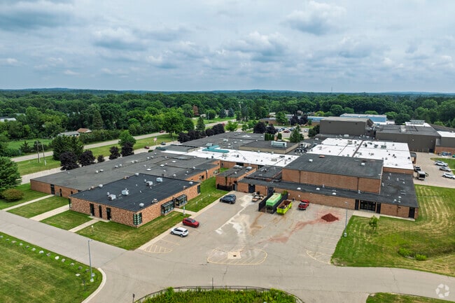 Discover excellence in education at Pathfinder School.