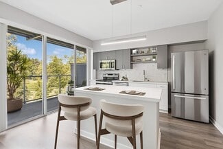 15803 Bear Creek Pkwy, Redmond, WA 98052