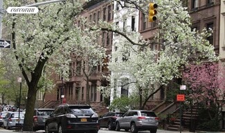 19 E 93rd St, New York, NY 10128