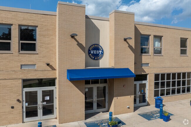 Downingtown High School West helps teens prepare for college with strong academic programs.