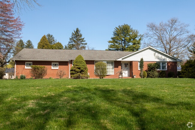 Brick Ranch Style House