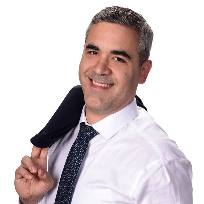 Agent Photo