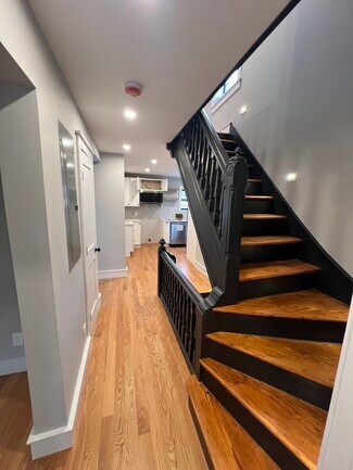 85 Cannon St Unit 2, Poughkeepsie, NY 12601