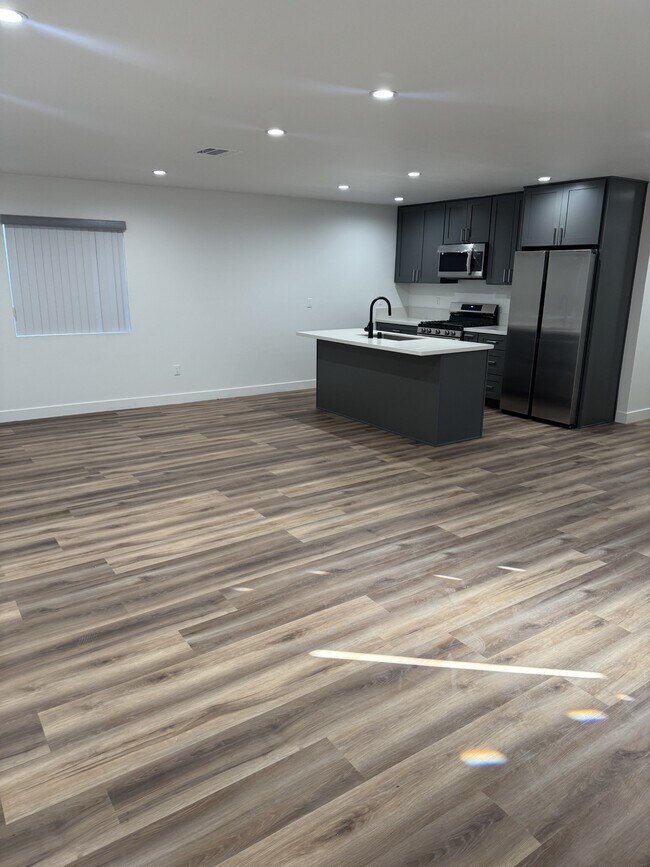 929 E 91st St Unit 925, Los Angeles, CA 90002
