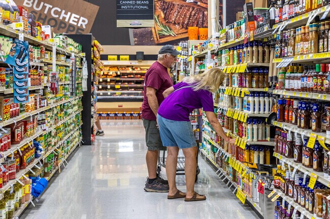 Russ's Market is the local grocery store for Greater South for all your grocery needs.