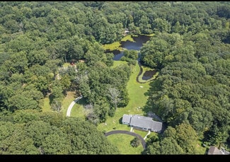 106 Wyldewood Rd, Easton, CT 06612