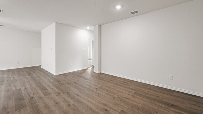 5048 Blazer Way unit 36201438, Garland, TX 75043 - photo 6