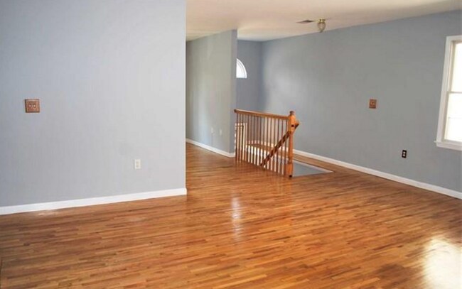 590 Schuyler Ave unit B, North Arlington, NJ 07031 - photo 5