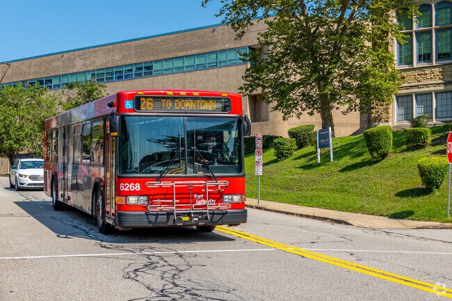 Get around Pittsburgh from Chartiers Avenue on a public transportation bus.