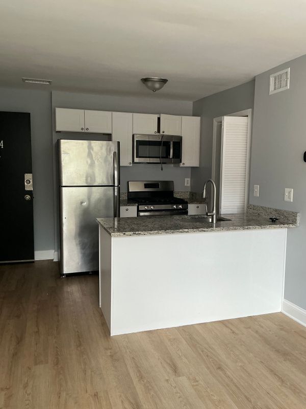 1215 Alabama Ave SE, Washington, DC 20032