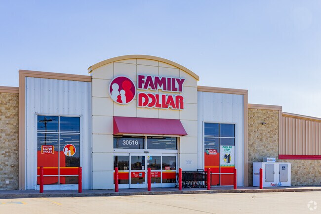Family Dollar is the main local grocery shop for Wayne Neighborhood.