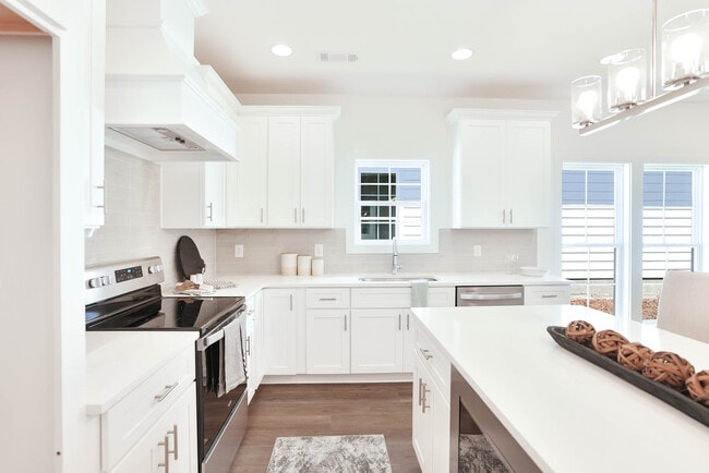 3136 Bottle Way unit 38789153, Auburn, AL 36830 - photo 6