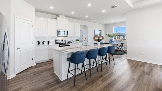 18029 Gander Terrace, Lakewood Ranch, FL 34211 - photo 3