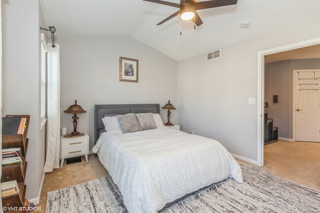 375 N Commerce St, Aurora, IL 60504 - photo 5