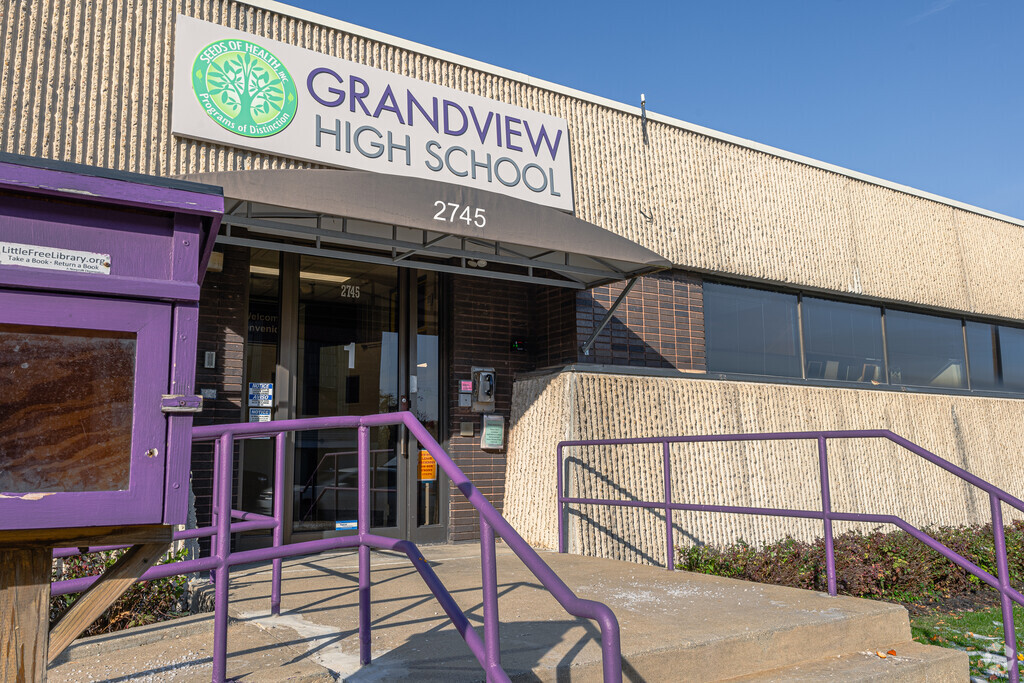 Grandview High School – Architects West