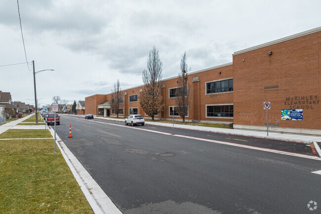 William Mckinley Elementary School is located at 4825 Magoun Avenue in East Chicago, IN.