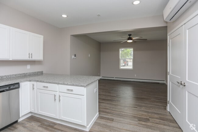 Warehouse Apartments, Fargo, ND 58102 - photo 4