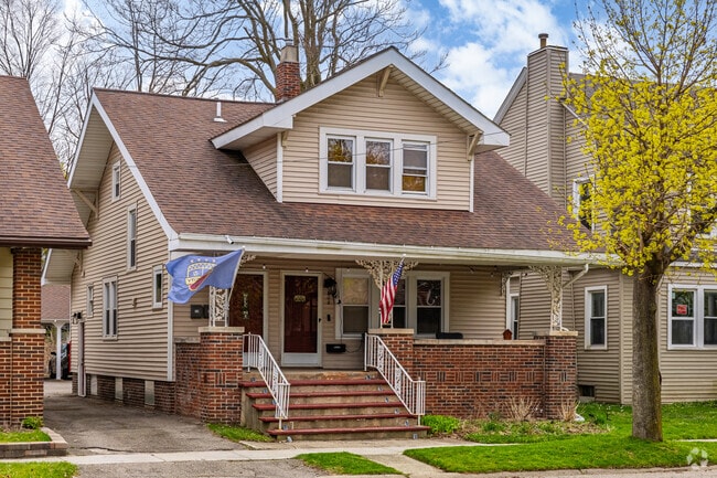 Many of the homes in Central Park have been converted to rentable units or duplexes.