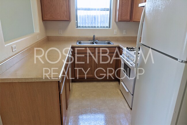 9476 E Lakeshore Dr unit 1, Prescott Valley, AZ 86314 - photo 4