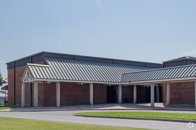 Anadarko Middle School offers the Anadarko neighborhood a dynamic learning environment.