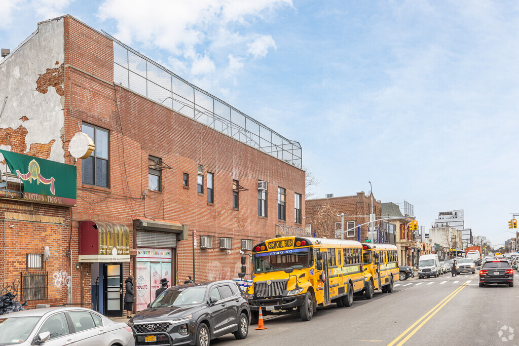 Bais Yaakov of Bensonhurst is a private, Jewish school located in Brooklyn, NY.
