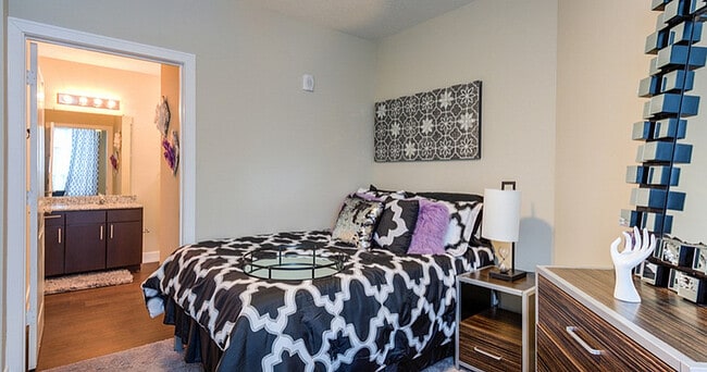 Bedroom-01-Park-Place-Baton-Rouge