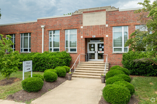 The entrance to Pocahontas Middle School.