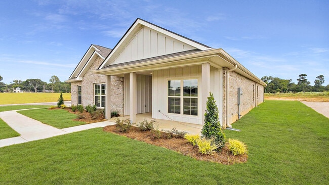 110 Horseshoe Blvd, Clinton, MS 39056 - photo 2