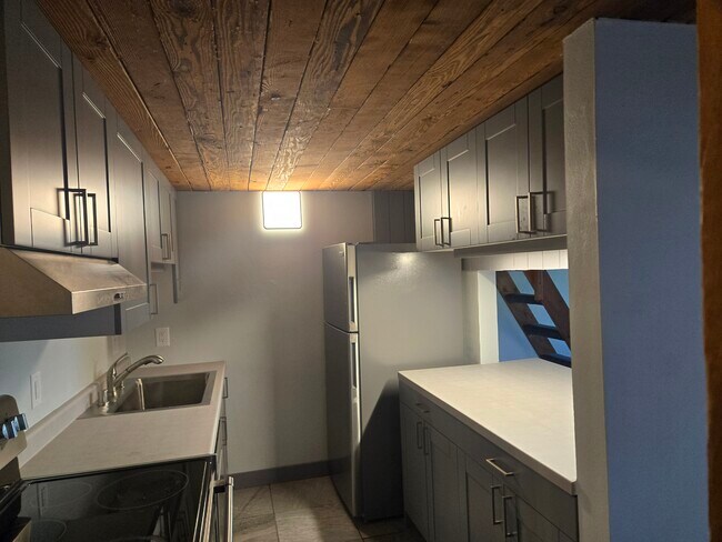 222 Jay St unit 306, La Crosse, WI 54601 - photo 7