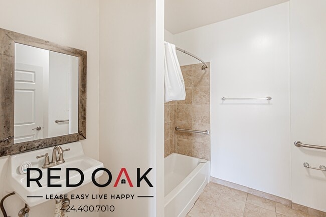 1509 Wilcox Ave unit 320, Los Angeles, CA 90028 - photo 7