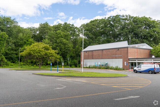 The Discovery School at Four Corners is located in Greenfield, MA.