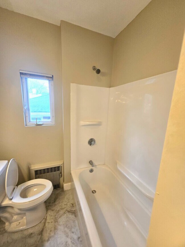 848 Smith St unit 2, Providence, RI 02908 - photo 6