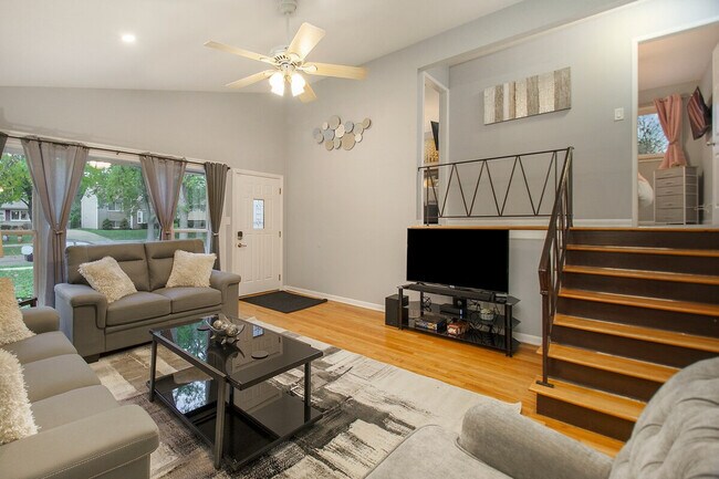 506 Wilson Ave unit ID1285071P, Glen Ellyn, IL 60137 - photo 3