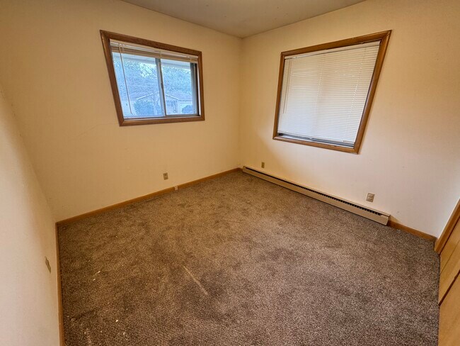 600 Marshall Ave, Mattoon, IL 61938 - photo 7