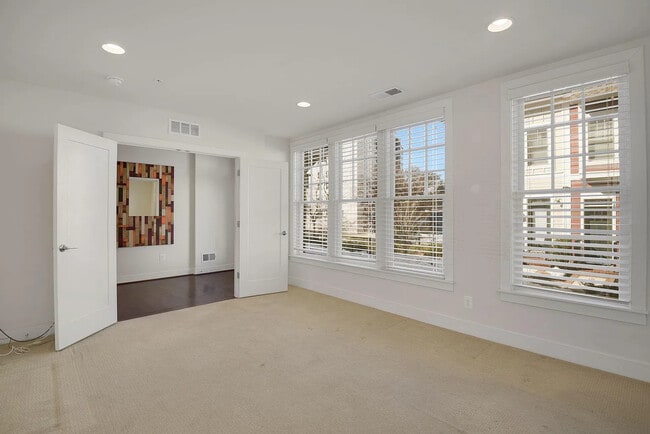 70 Ellsworth Heights St, Silver Spring, MD 20910 - photo 2