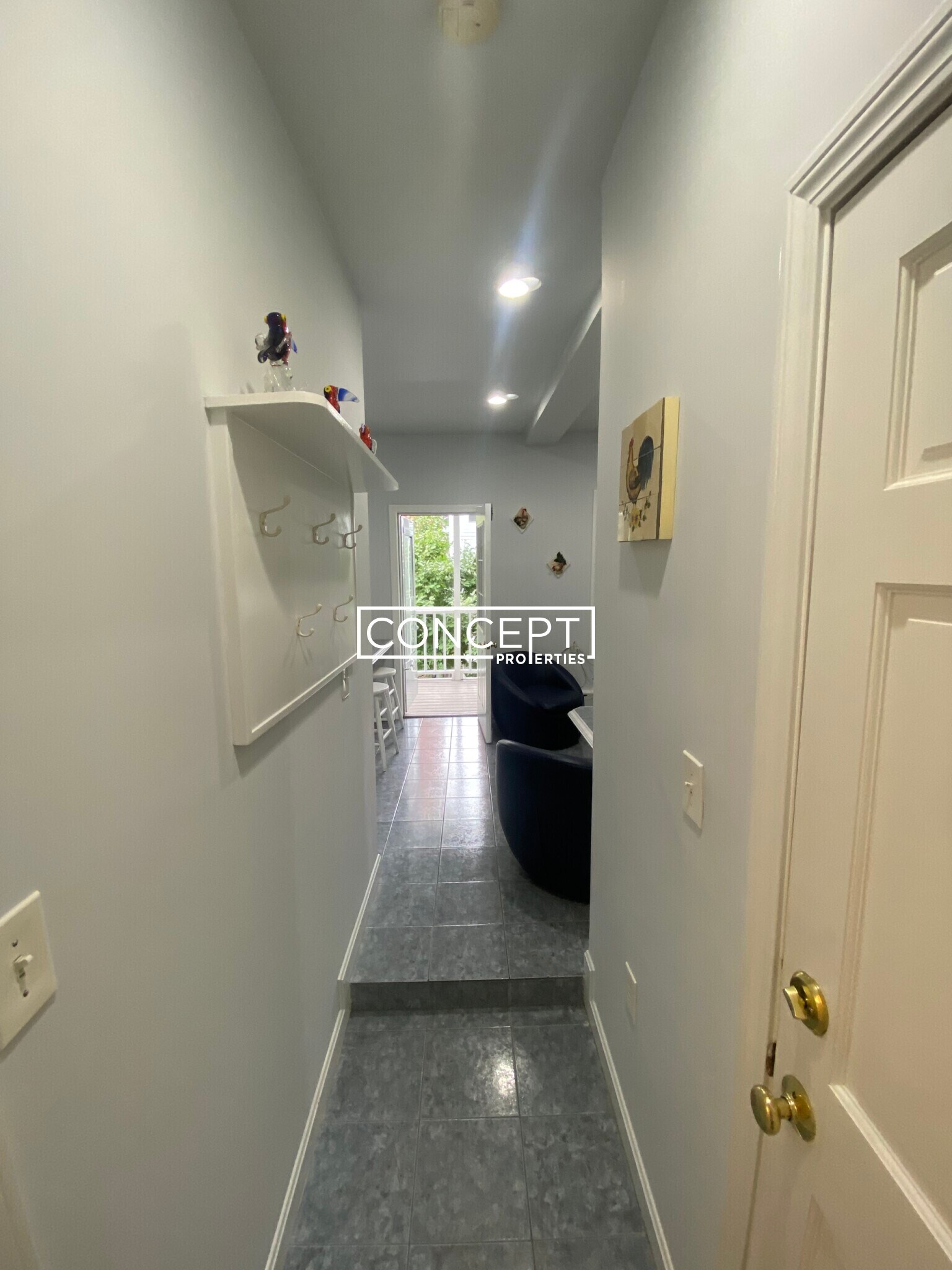 60 London St unit 2, Boston, MA 02128 - photo 1