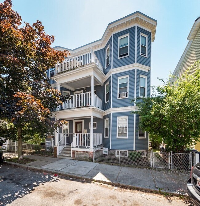 47 St Margaret St Unit 2, Boston, MA 02125