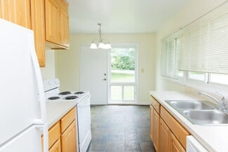109 Mimosa Dr, Charlottesville, VA 22903