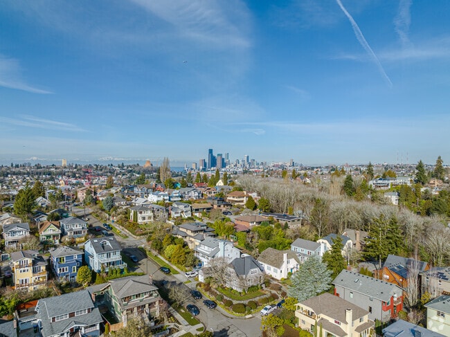 Seattle skyline is short distance from Mount Baker