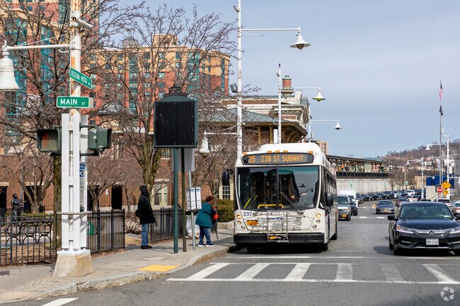 Public transportation options are abundant, including a bus line for getting around Hartsdale.