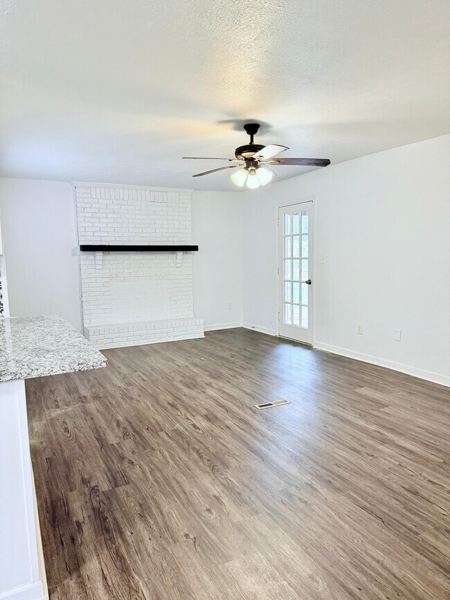 3553 Pine Needle Dr SW, Marietta, GA 30008 - photo 5