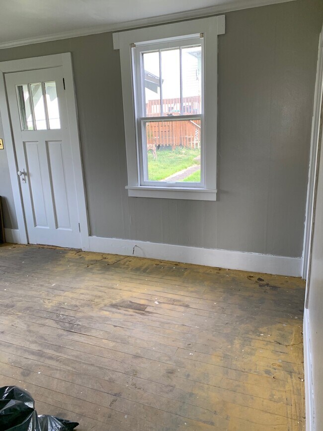 9 Jacob St unit 9 Rear, Uniontown, PA 15401 - photo 3