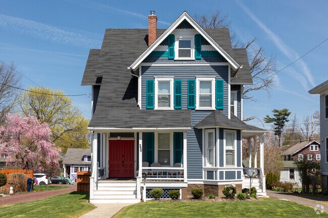 Charming homes with picture perfect front yards in Hightstown.