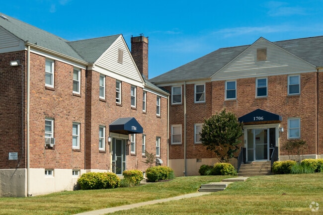 Apartments near Ramblewood offer move-in-ready convenience.