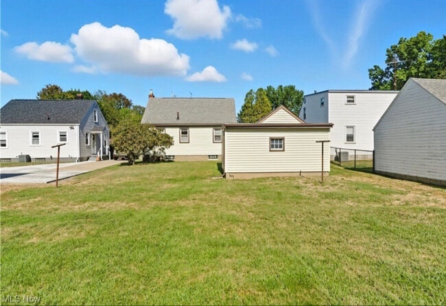 132 33rd St SE, Canton, OH 44707 - photo 6