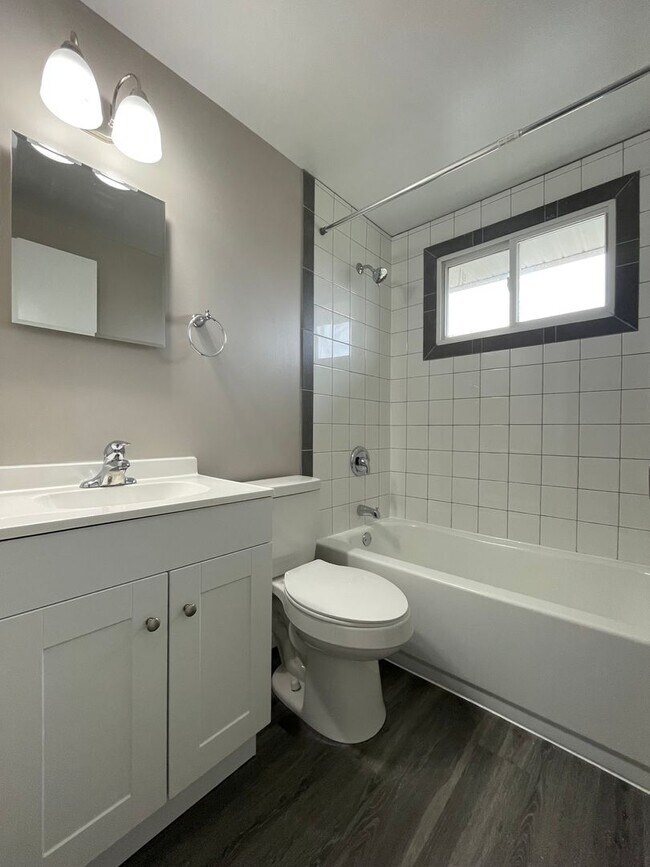 U-Crest Apartments, Buffalo, NY 14225 - photo 7