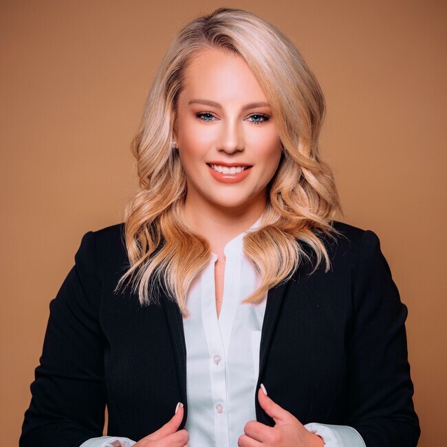Agent Photo