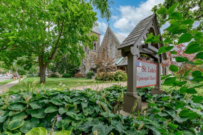 There are many houses of worship in the Central Business District, including St. Luke's.