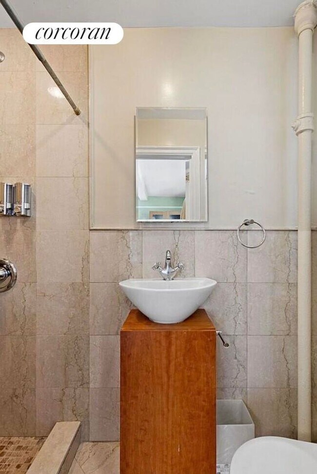 The Gemstone, New York, NY 10023 - photo 6